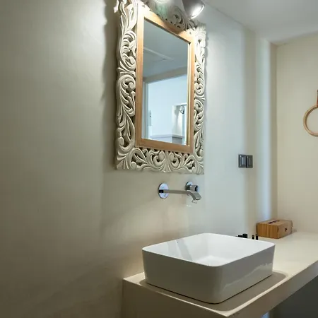 Adagio Apartment Kamari (Santorini)