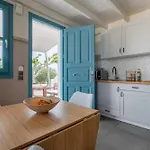Adagio Apartment *
