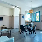 Adagio Kamari (Santorini)